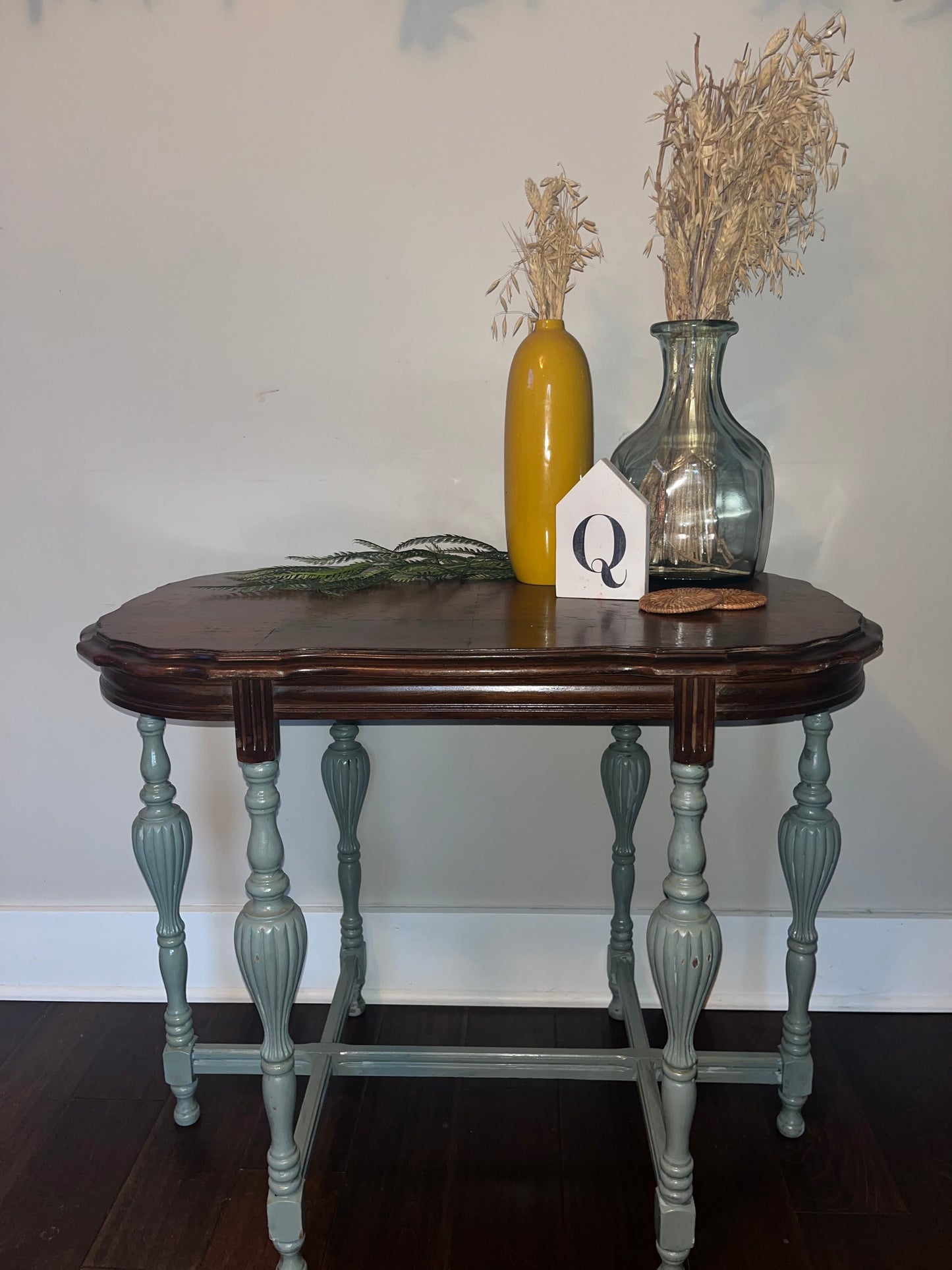 Accent Table